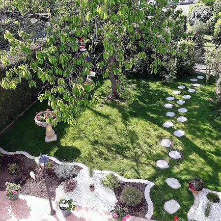 Proximite Circuit 24 בית אירוח