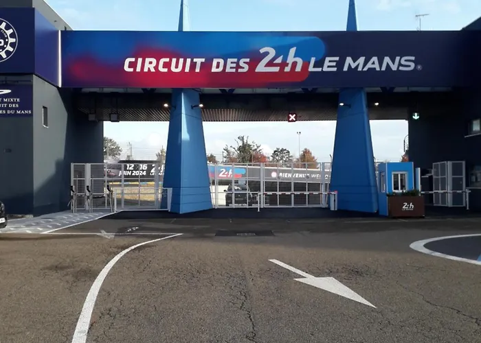 홈스테이 Proximite Circuit 24 *