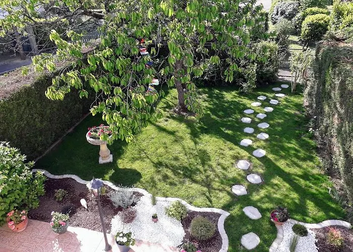 Proximite Circuit 24 홈스테이